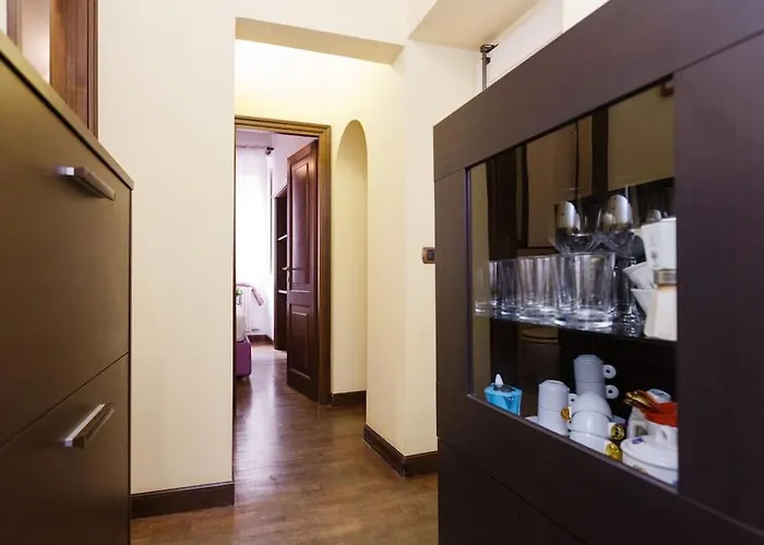 Cozy Roma